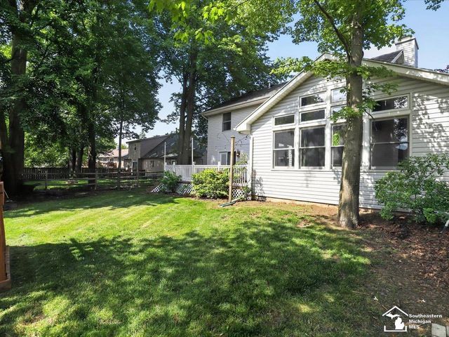 6716 Bennington Road, Temperance, MI 48182
