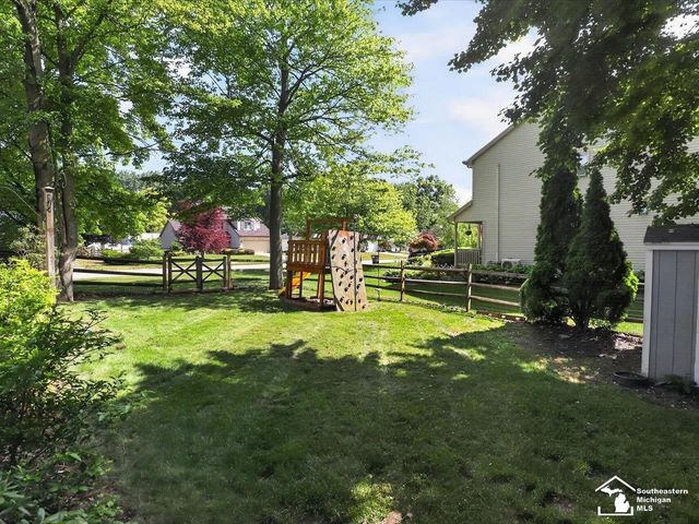 6716 Bennington Road, Temperance, MI 48182