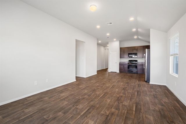 217 Spiny Lizard LN, San Marcos, TX 78666