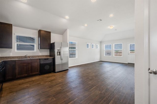 217 Spiny Lizard LN, San Marcos, TX 78666