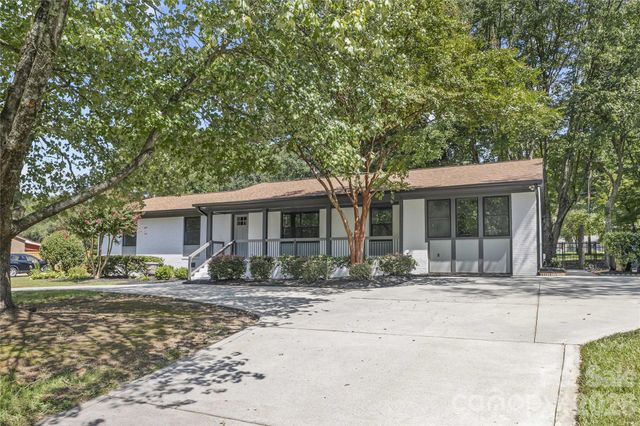 614 S Magnolia Street, Mooresville, NC 28115