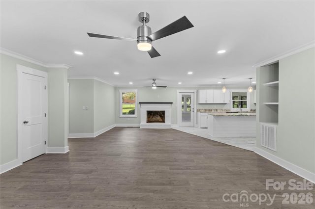 614 S Magnolia Street, Mooresville, NC 28115