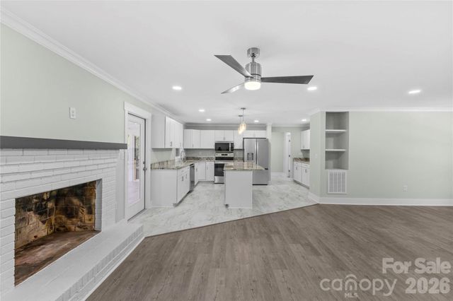 614 S Magnolia Street, Mooresville, NC 28115