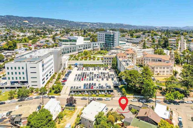 2821 2821 Vallecito Pl, Oakland, CA 94606