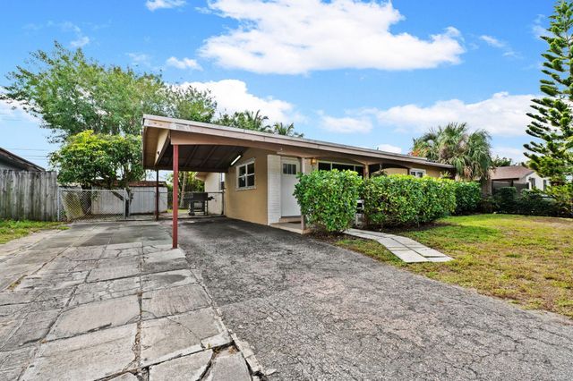 5554 SW 6th Street, Margate, FL 33068