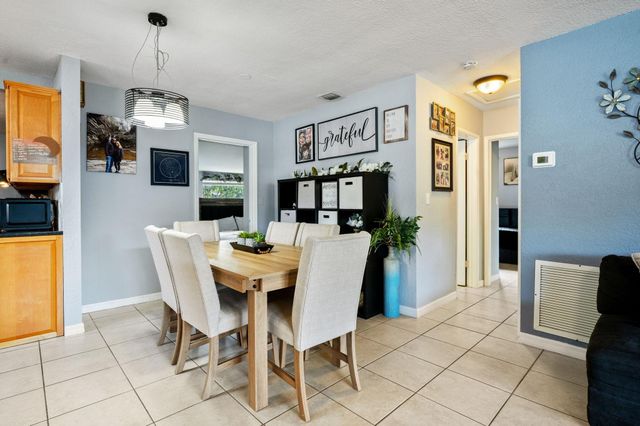 5554 SW 6th Street, Margate, FL 33068