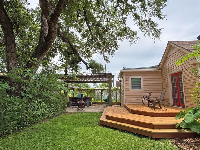 6719 Meadowlawn Street, Houston, TX 77023