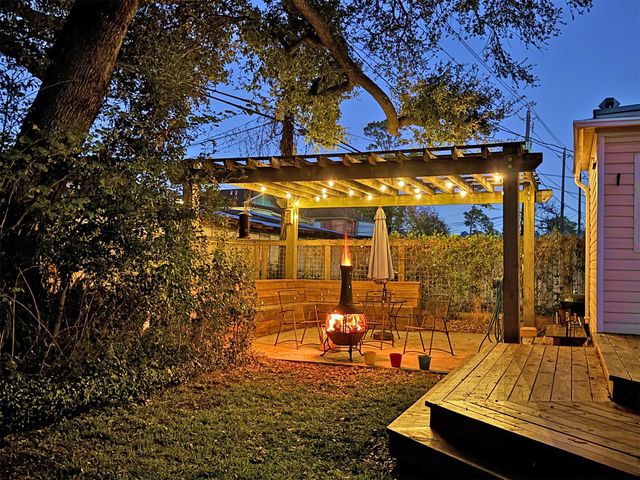 6719 Meadowlawn Street, Houston, TX 77023