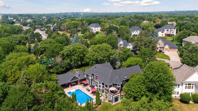 3832 Fairway Terrace, Woodbury, MN 55125