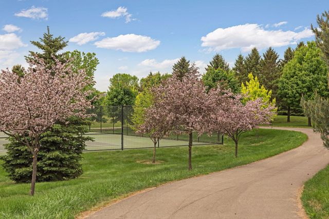 3832 Fairway Terrace, Woodbury, MN 55125
