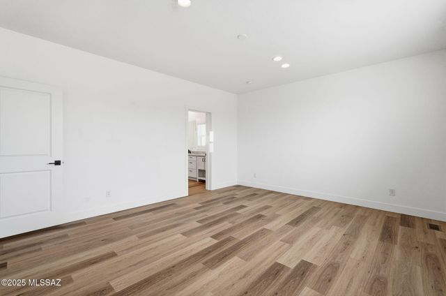 6362 N Van Ark Road, Tucson, AZ 85743