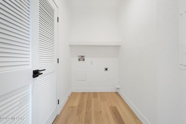 6362 N Van Ark Road, Tucson, AZ 85743