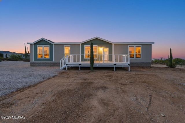 6362 N Van Ark Road, Tucson, AZ 85743