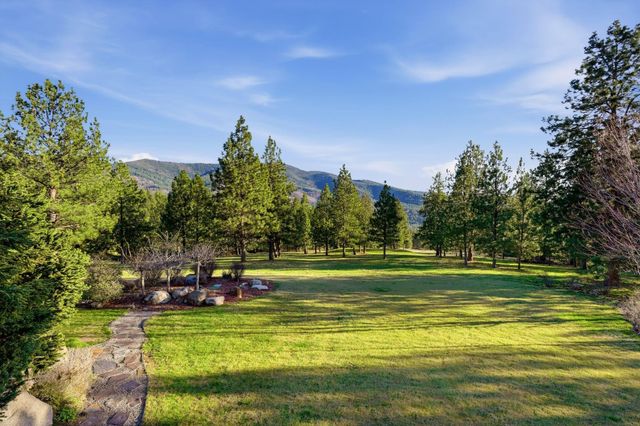 23422 Broken Lance Ln, Liberty Lake, WA 99019