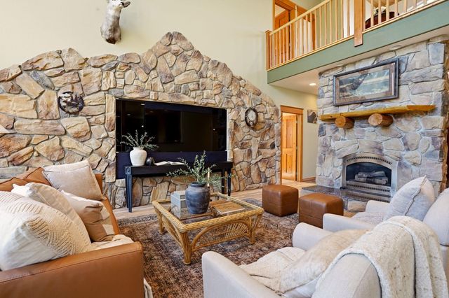 23422 Broken Lance Ln, Liberty Lake, WA 99019