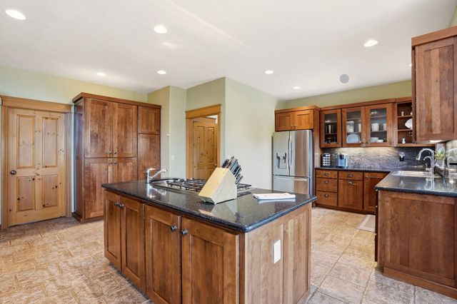 23422 Broken Lance Ln, Liberty Lake, WA 99019