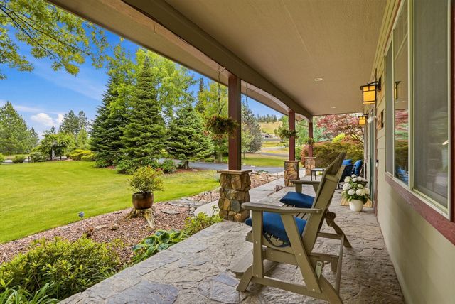 23422 Broken Lance Ln, Liberty Lake, WA 99019