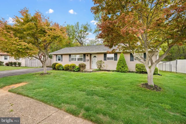 1025 S GERALD DR, Newark, DE 19713