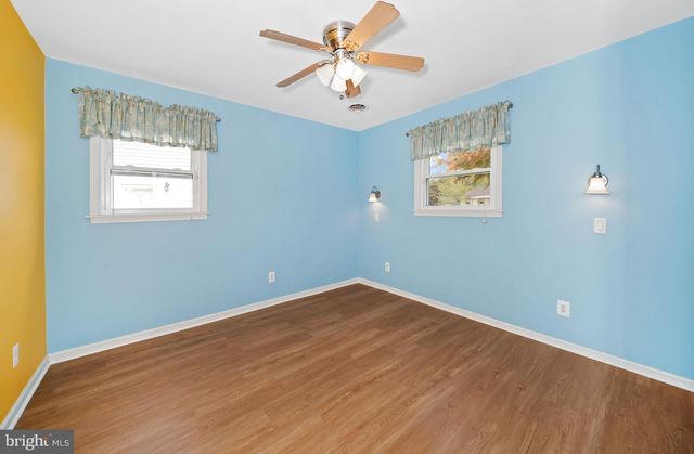 1025 S GERALD DR, Newark, DE 19713