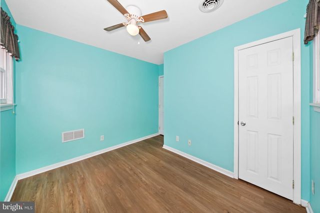 1025 S GERALD DR, Newark, DE 19713