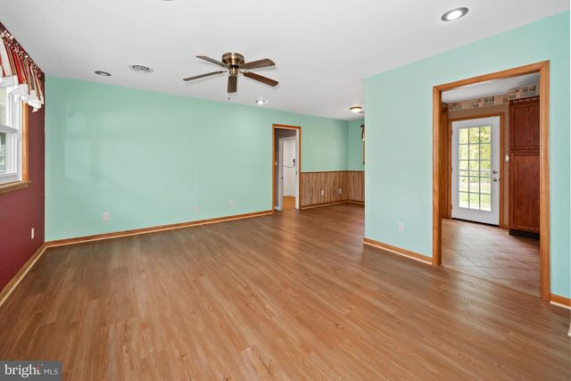 1025 S GERALD DR, Newark, DE 19713