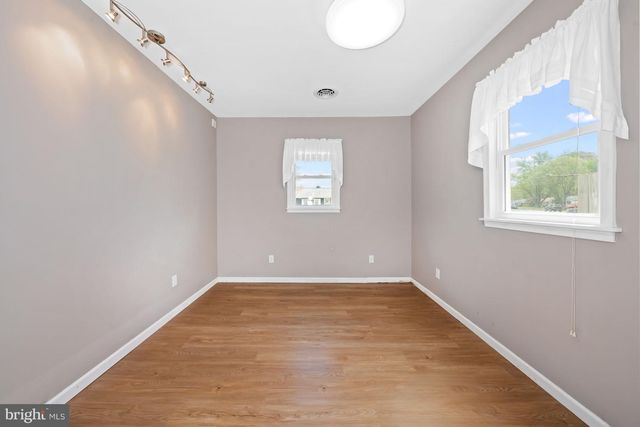 1025 S GERALD DR, Newark, DE 19713