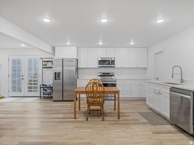 719 N 3500 W ST, Layton, UT 84041