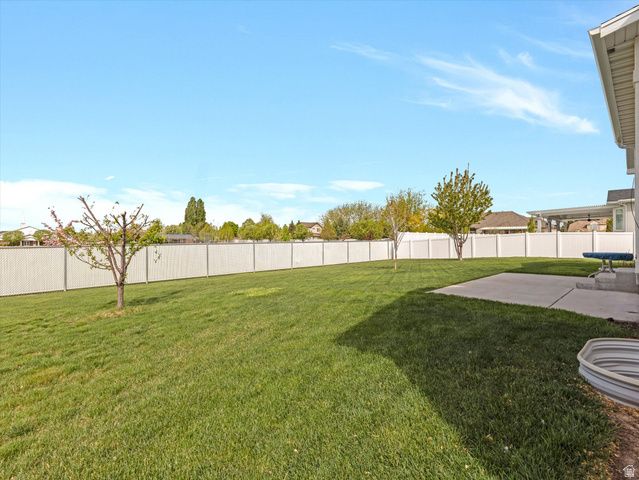 719 N 3500 W ST, Layton, UT 84041