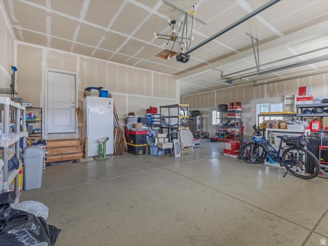 719 N 3500 W ST, Layton, UT 84041