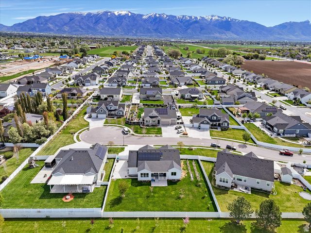719 N 3500 W ST, Layton, UT 84041