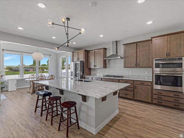 719 N 3500 W ST, Layton, UT 84041