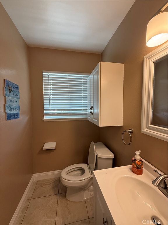 Image 17 of property listing at 17819 Bay, Fountain Valley, CA 92708