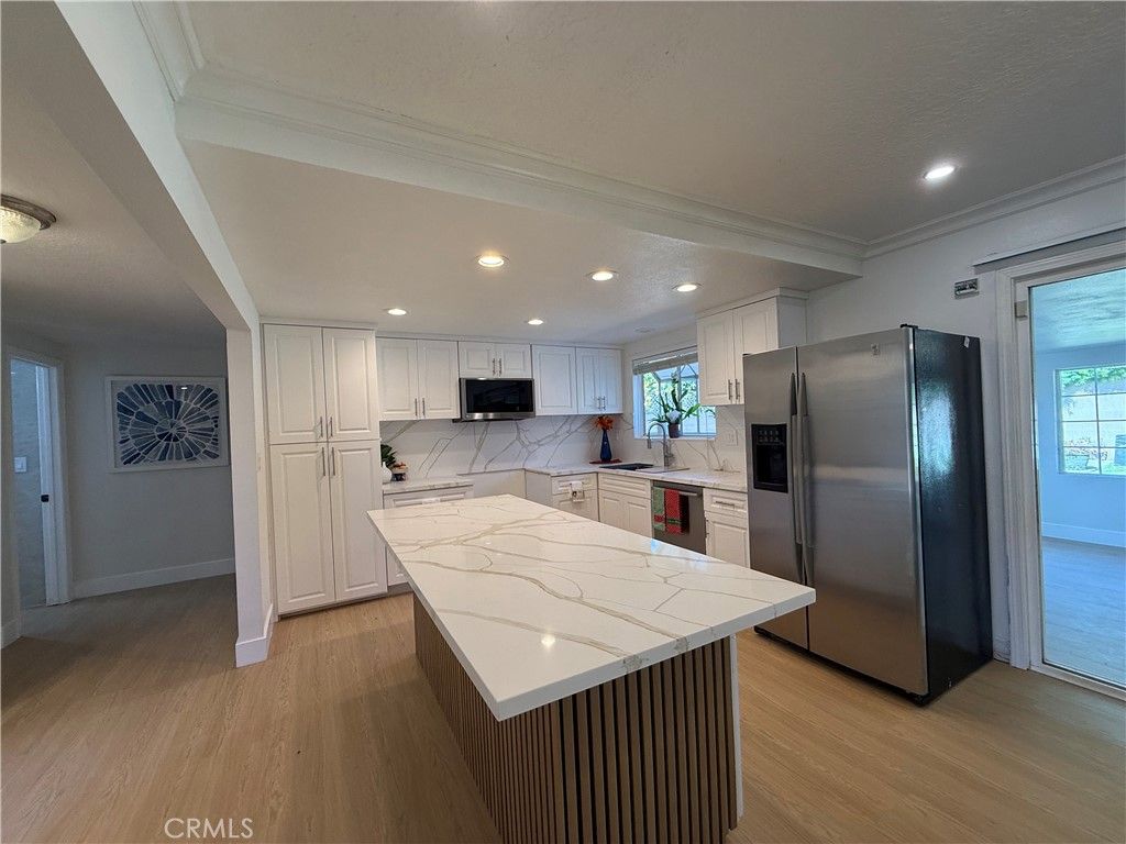 Image 9 of property listing at 17819 Bay, Fountain Valley, CA 92708
