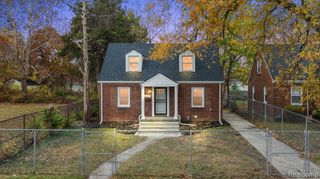 18689 Winthrop Street, Detroit, MI 48235