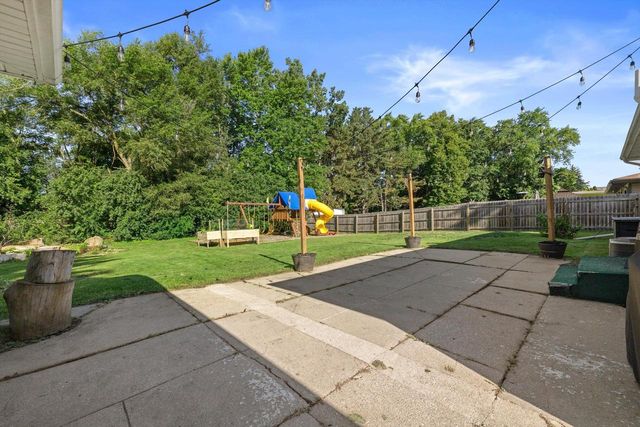 1408 Meadowlane AVENUE, Mount Pleasant, WI 53406