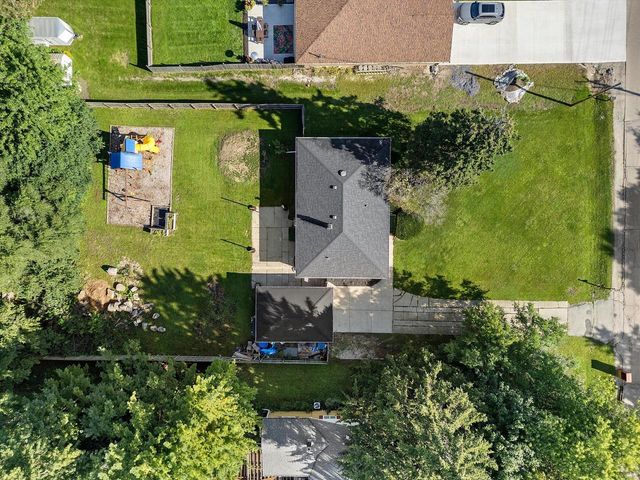 1408 Meadowlane AVENUE, Mount Pleasant, WI 53406