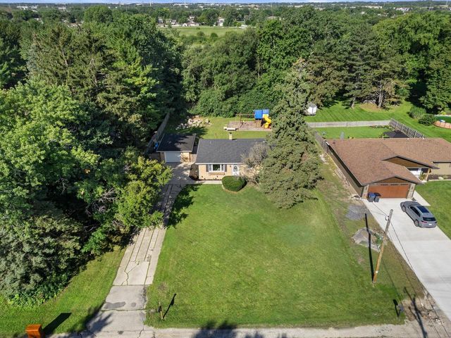 1408 Meadowlane AVENUE, Mount Pleasant, WI 53406