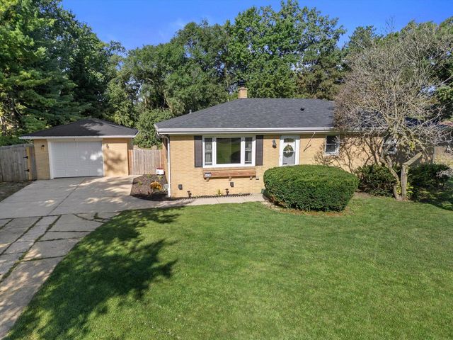1408 Meadowlane AVENUE, Mount Pleasant, WI 53406