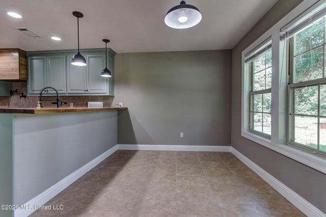 17242 E Spring Lake Drive, Vancleave, MS 39565