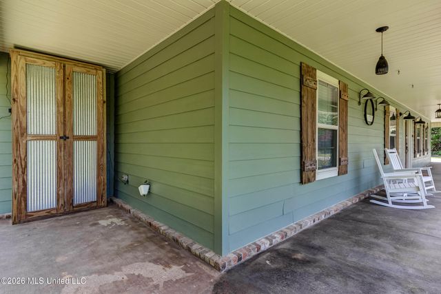 17242 E Spring Lake Drive, Vancleave, MS 39565