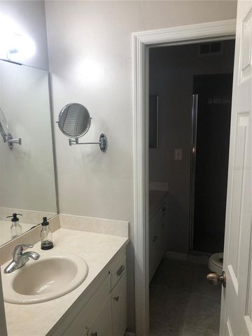 462 BOUCHELLE DRIVE 201, New Smyrna Beach, FL 32169