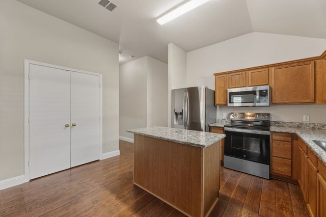 2013 Clear Creek Drive, Little Elm, TX 75068