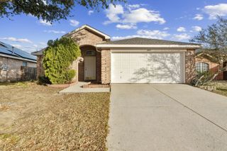 2013 Clear Creek Drive, Little Elm, TX 75068