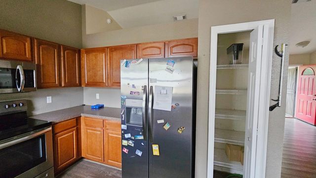 214 LOCUST LANE, Ocala, FL 34472