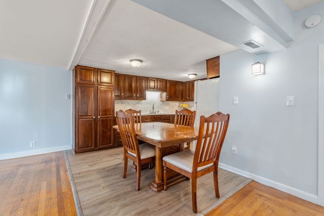 33 Plant Rd, Waltham, MA 02451