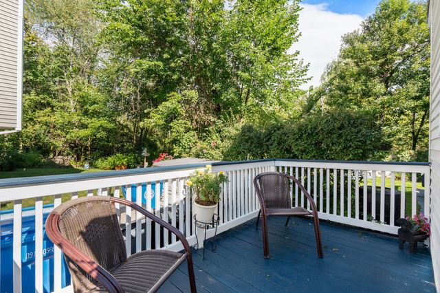 33 Plant Rd, Waltham, MA 02451
