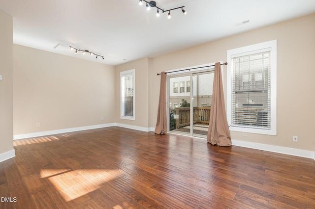 3827 Glenhaven Road, Raleigh, NC 27606