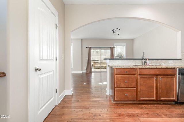 3827 Glenhaven Road, Raleigh, NC 27606