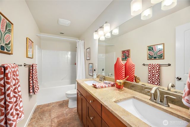 215 SW 144th Street, Burien, WA 98166