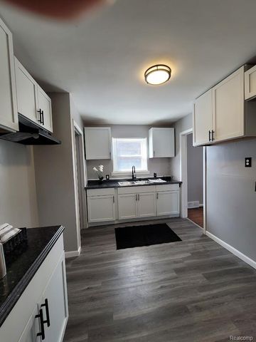 14144 Mettetal Street, Detroit, MI 48227